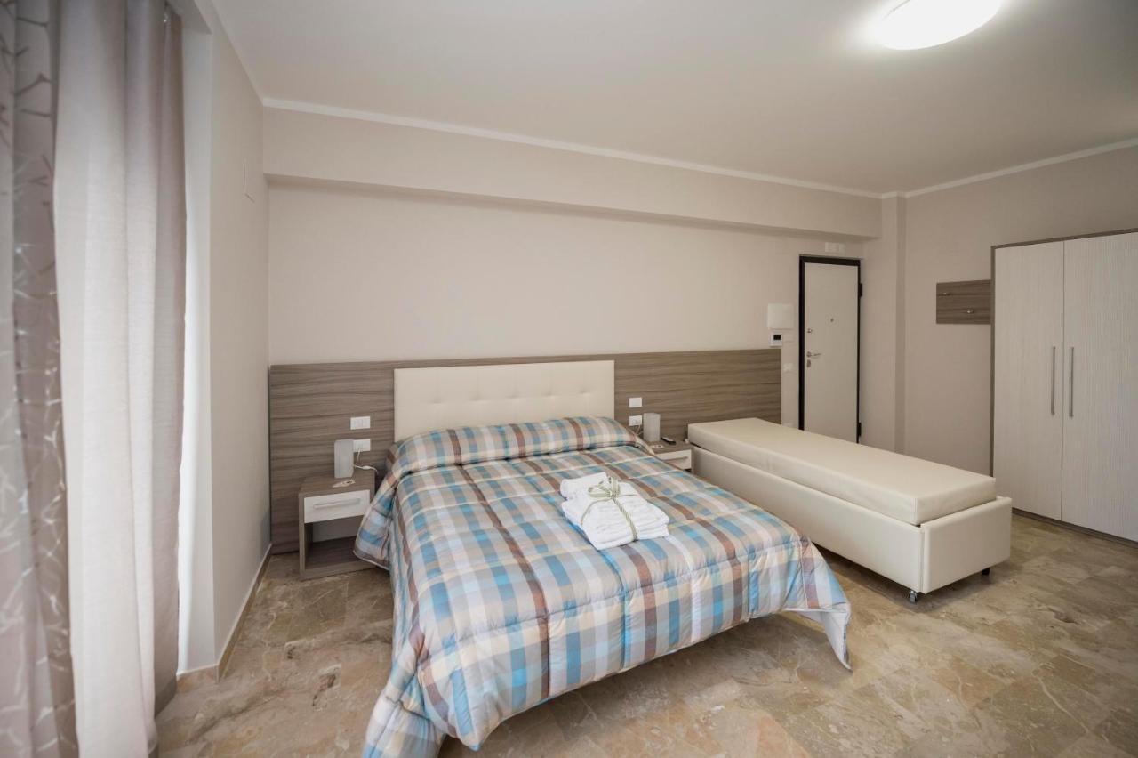 B&B Il Risveglio Del Cavaliere Gioia Dei Marsi Exterior foto